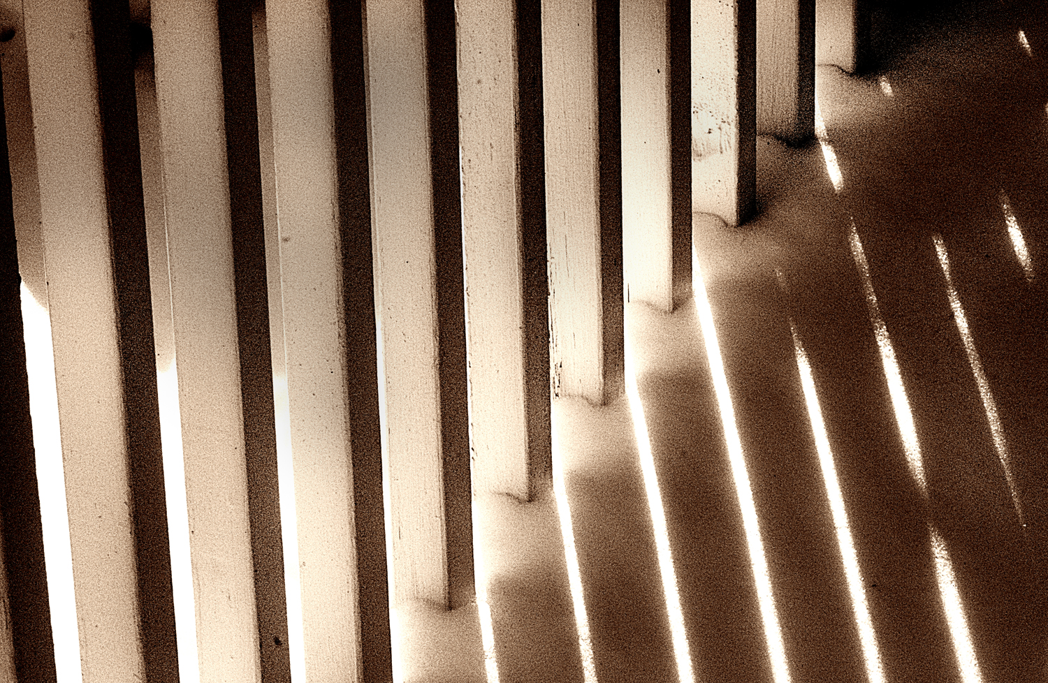 Figure 1 - Slats and Snow, 2013 (c) DEWolf